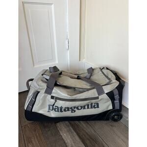Patagonia black hole 45L rolling duffel travel luggage bag white carry on